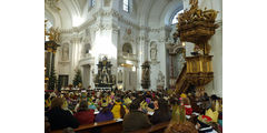 Aussendung der Sternsinger im Hohen Dom zu Fulda (Foto: Karl-Franz Thiede)